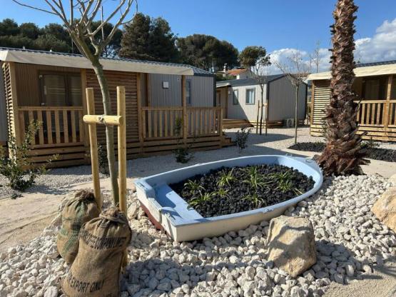 Mobilheim PREMIUM 4 Personen (15 m² Terrasse)
