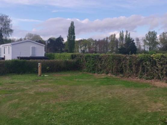 Pauschale Premium - Stellplatz von 80 bis 120 m² mit Strom 10A - 5 pers max