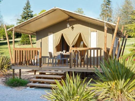 Lodge-Zelt 21m² - 2 Schlafzimmer -