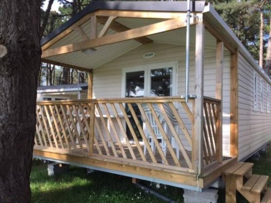 Mobilheim Eden - 25m² - 2 Schlafzimmer - überdachte terrasse 7m²