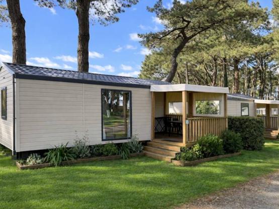 Mobilheim Confort - 25m² - 2 Schlafzimmer - überdachte terrasse