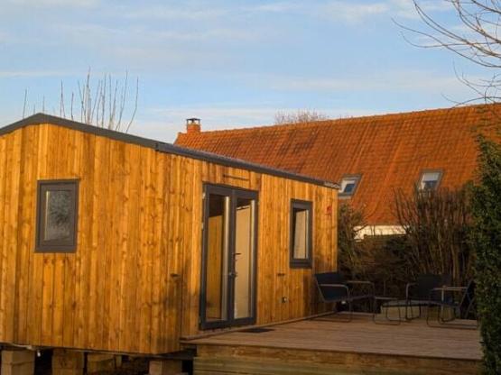 Cabaña de época 2 habitaciones / cocina / aseo (2025 nuevo !)