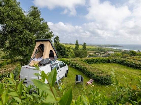 XL Privilege-Stellplatz mit Meerblick