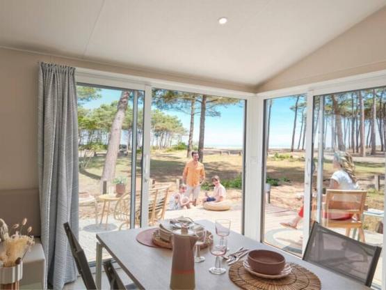 Neuer Premium-Bungalow mit 3 Schlafzimmern (2025!) und großer Terrasse