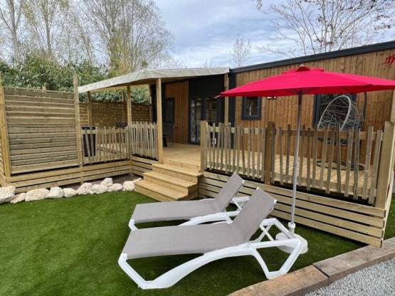 Premium Mobilheim „SPA“ 6 Personen Klimaanlage 3 Schlafzimmer Baujahr 2025