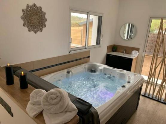 Gîte Mille et Une nuits pour deux personnes avec Spa et Sauna