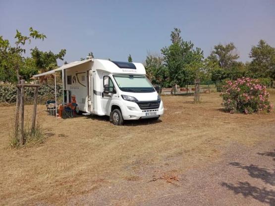 Luxury package - private bathroom (shower, WC, washbasin), outdoor kitchen, electricity