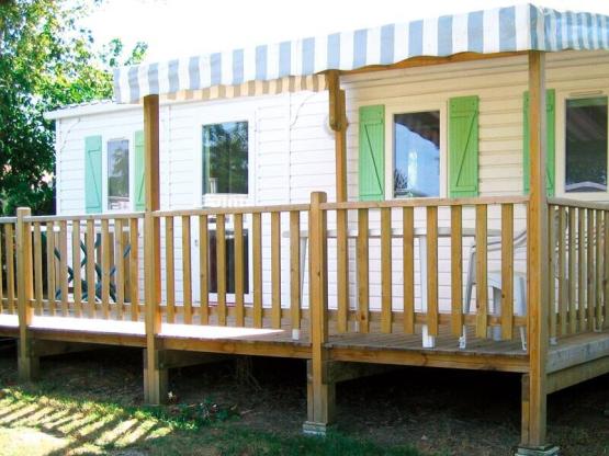 Stacaravan Confort - 2 slaapkamers - overdekt terras - airconditioning