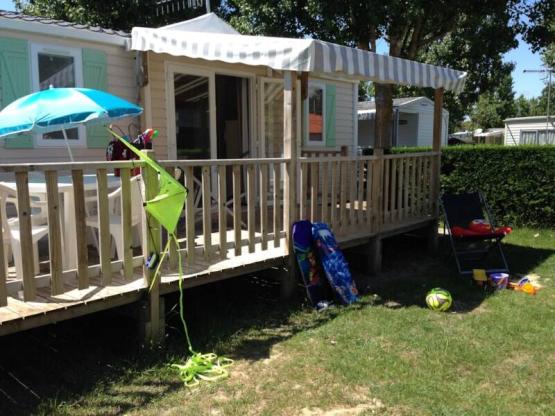 Mobilheim Tribu Grand Confort - 3 Schlafzimmer - 2 Badezimmer - Terrasse mit Plane abgedeckt - Klim