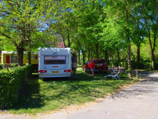 Komfort Standard Platz mit Strom 6 Ampere
