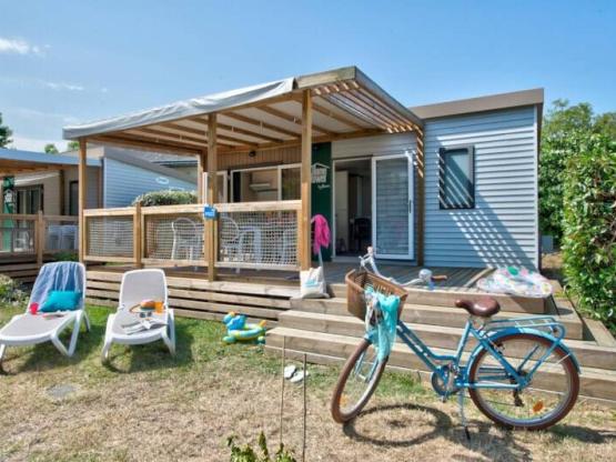 Mobil-home Confort 29m² 2 chambres + terrasse semi-couverte + TV + lave-vaisselle