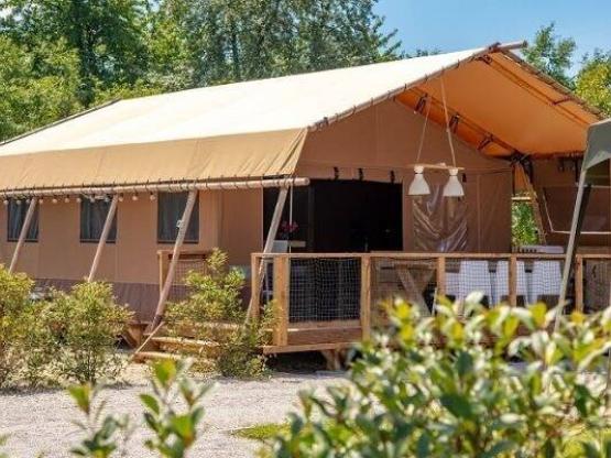 Glamping Lodge PREMIUM RIVER 38m² - 3 Schlafzimmer - TV - Klim - überdachte Terrasse - Flussblick -