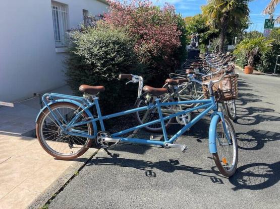 Mobilheim LUXE SPA Klimaanlage - 3 Schlafzimmer - 2 Badezimmer - 2 WC (jahr 2025)