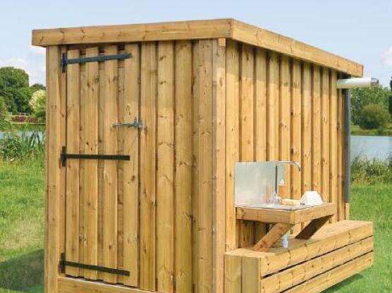 Emplacement Prémium pour tente, caravane et camping-car avec sanitaire privatif "Le Refuge"