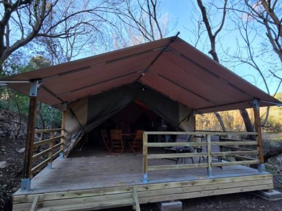 Lodge Cocoon River 28m2  (2 ch - 5pers) (sans sanitaires) +  terrasse