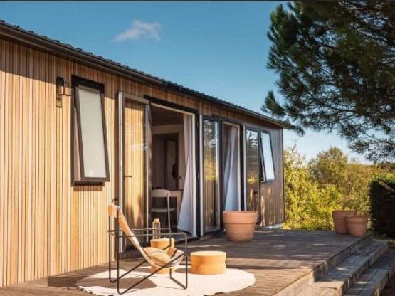 Cottage Signature + Jacuzzi