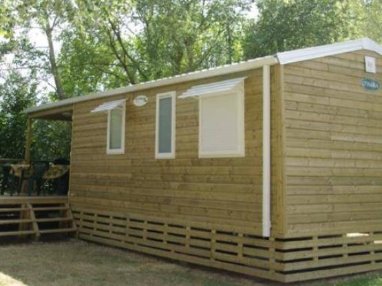 Mobil-home de 32m² (3 habitaciones) + terraza semicubierta de 6m² con barbacoa