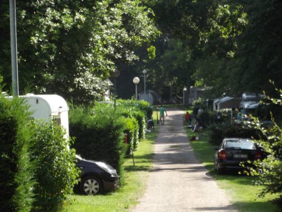 Pitch: car + tent/caravan or camping-car + electricity 6A + showers