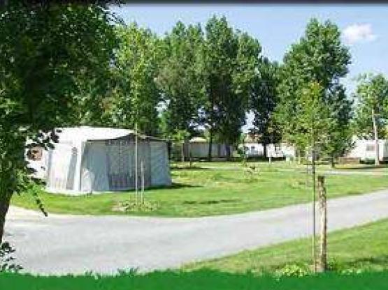 Stellplatz + 1 Fahrzeug