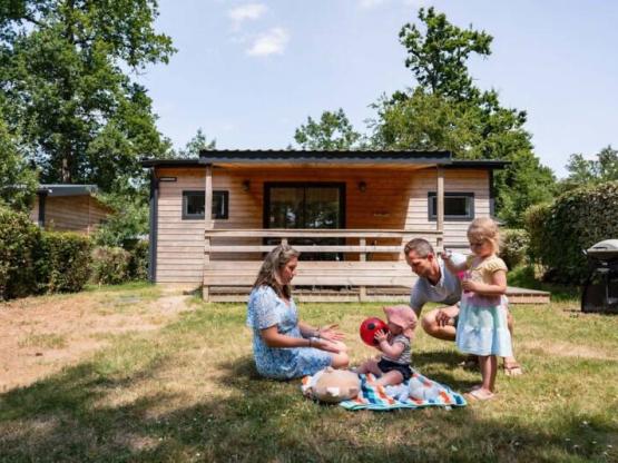 HÜTTE - 2 Schlafzimmer - 1 Badezimmer - COUNTRY LODGE mit TV -  35 m2 -