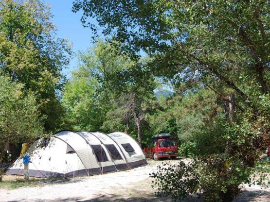 Stellplatz Privilège - Flussufer - 10A Strom