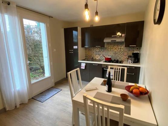 T1 (1 Zimmer, Küche, Garten)