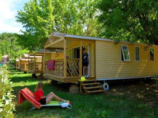 Mobilheim confort Loggia Bay 2 Zimmer / überdachte Terrasse + Klimaanlage