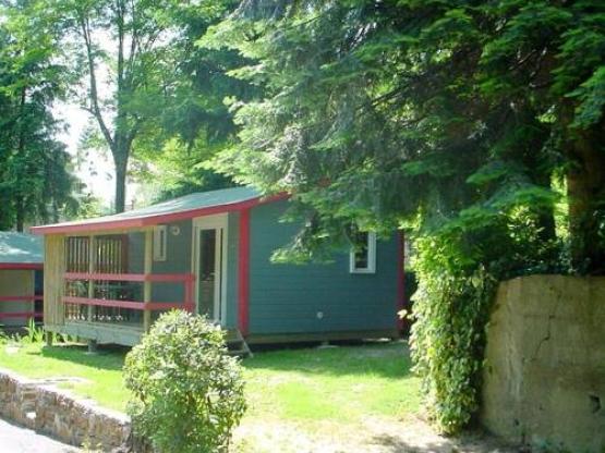 Chalet confort mit Terrasse + optionale Klimaanlage