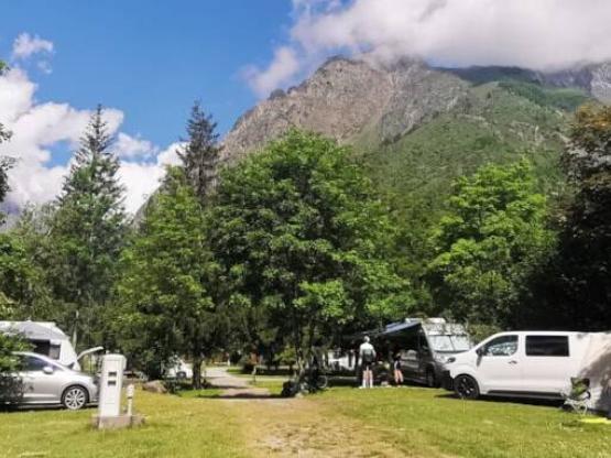 Parcela + tienda, caravana o autocaravana