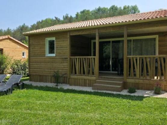 Chalet Nirvana 32 m² smart TV - 2 chambres - terrasse couverte