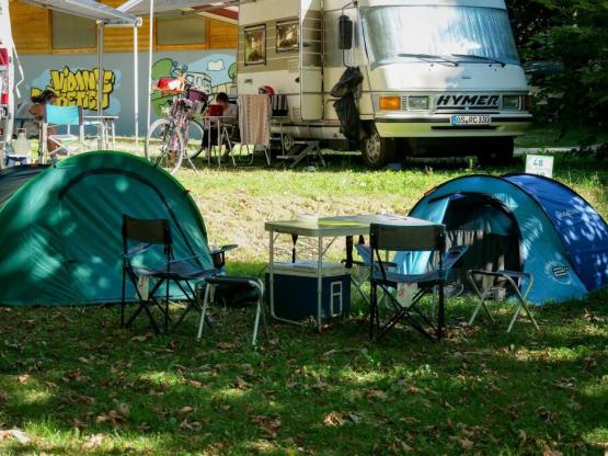 Stellplatz Zelt / Wohnwagen / camper ⛺🚐🚌🌞