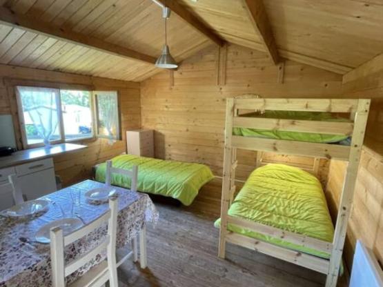 Hütte 15? - ohne Zimmer - ohne Sanitäranlagen