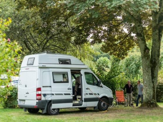 Classique Stellplatz - >80 m² - Strom 10A - 1 Fahrzeug