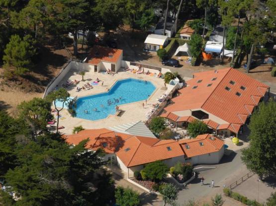 ECO Mobilheim 3 Zimmer  MAGDALENA (über 10 Jahre) 29m² + Halbüberdachte Terrasse [Sonderdauer]