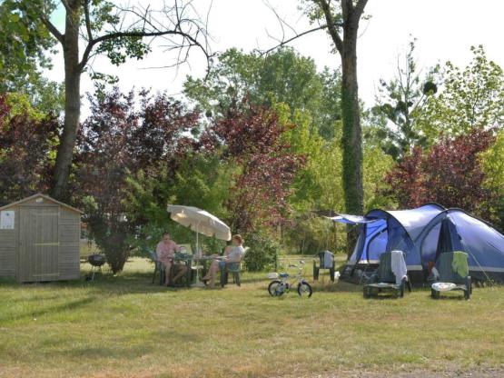 Castels Premium Stellplatz - Strom 16A - Wasseranschluss - Abwasser