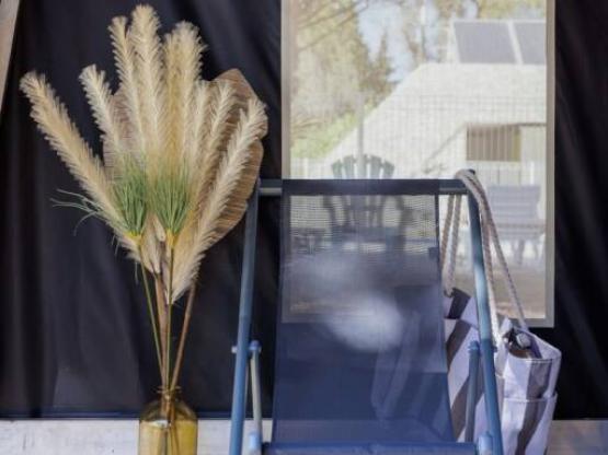 Safari Lodge 37 m2 (ohne Sanitäranlagen), 2 Zimmer, überdachte Terrasse