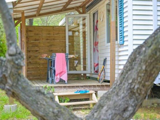 Standaard stacaravan - 15 m² (1 slaapkamer - airconditioning - TV)