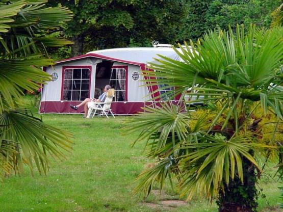 Pitch Castel Premium (water+drainage+electricity 10A+ garden furnitures+ 1 fridge+1 barbecue )