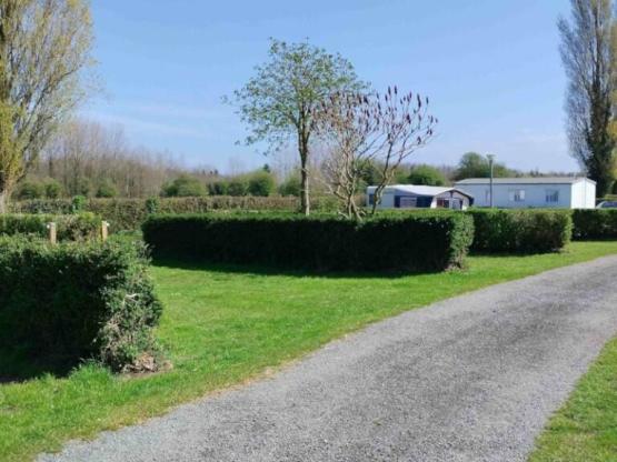 Paketstellplatz mit 10A Strom Komfort 5 pers max