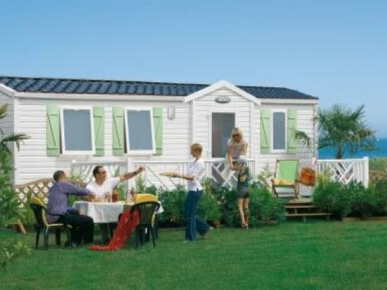 Mobilheim Super Titania 35m² / 3 Zimmer - Halbüberdachte Terrasse