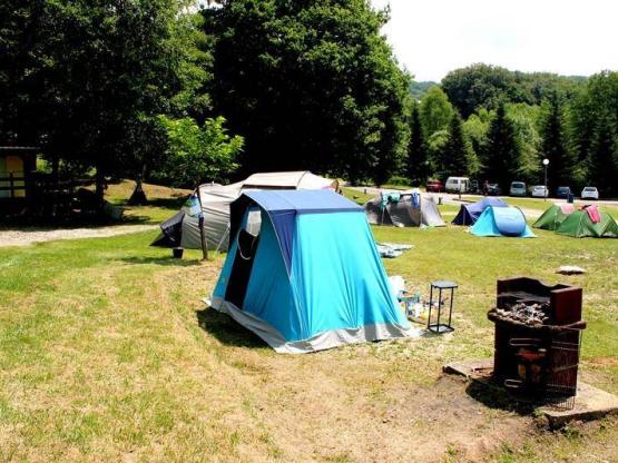 Stellplatz + Auto + Zelt/Wohnwagen
