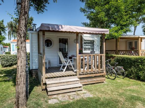 Mobilhome   DUO 1 Schlafzimmer, 18m², überdachte Terrasse, Klimaanlage.