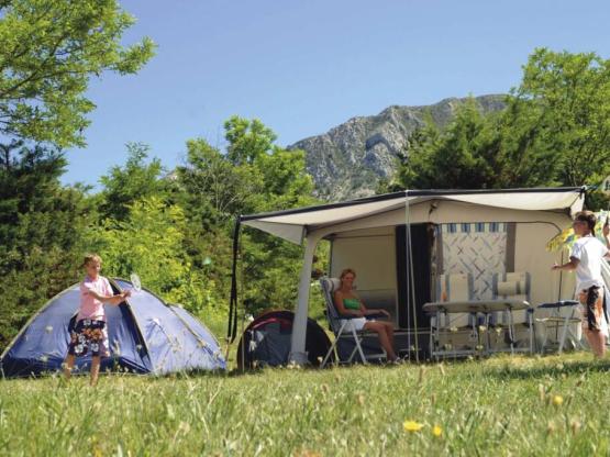 Stellplatz, inklusive 2 Personen, Strom und Auto