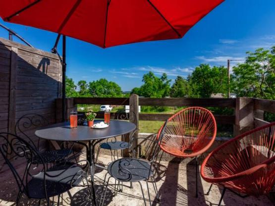 F1G - Casa rural con terraza