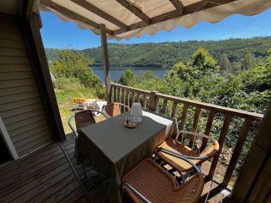 Mobilheim Confort 23 m² (2 zimmer) + überdachte Terrasse 7 m²