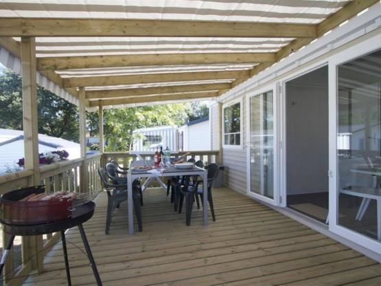 Mobilheim 'Univers Prestige' 36m² + 3 zimmer + überdachte Terrasse 18m²