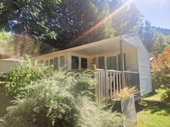 LES CONFORTS - 27 m² - 2 Zimmer - Halbüberdachte Terrasse