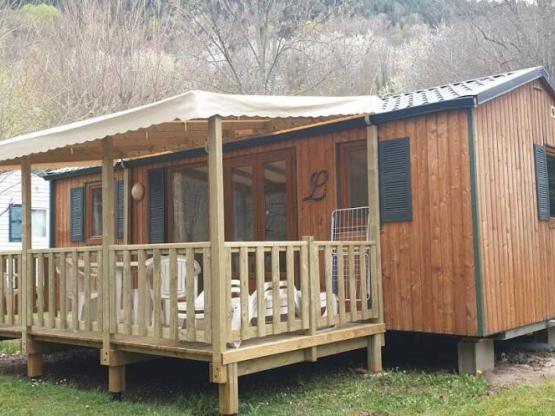 LES CONFORTS - 30 m² - 2 Zimmer - überdachte Terrasse