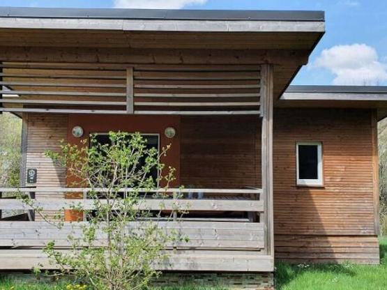Chalet CONFORT+ 35 m² (3 Zimmer) überdachte Terrasse +FS