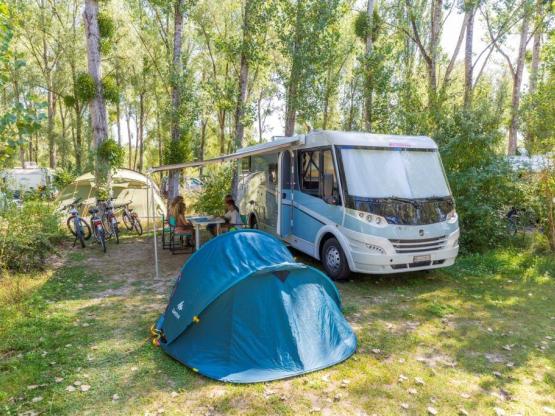 Package CONFORT : Pitch + car + tent or caravan + electricity